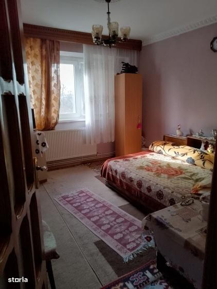 Apartament cu 4 camere decomandat în Obor