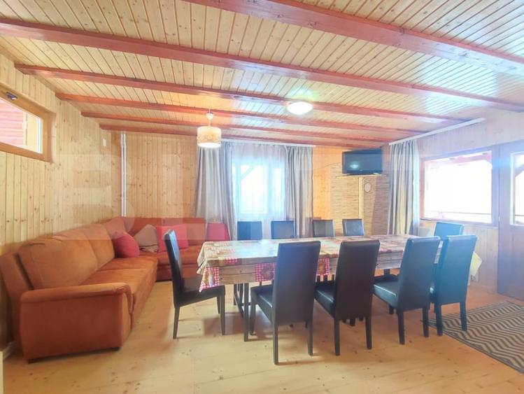 Casă individuală cu 5 camere cu Teren 4000 Mp în Beliș