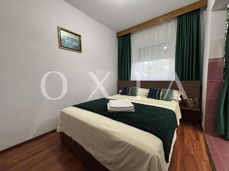Apartament cu 2 camere semidecomandat, mobilat în Lipovei