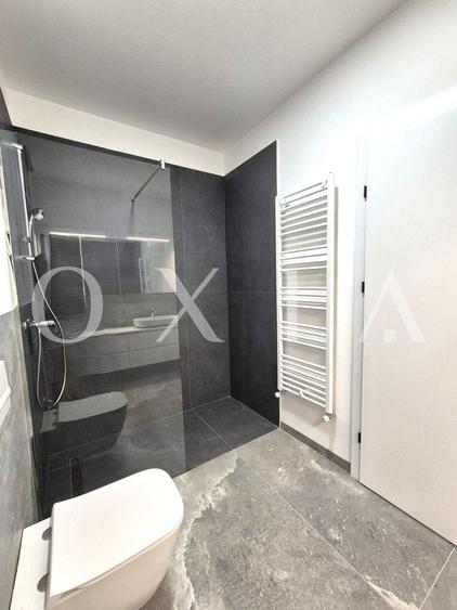 Apartament cu 3 camere decomandat, mobilat în Dumbrăvița