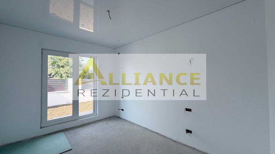 Casa Individuala - 4 camere - 2 bai - 425 mp teren - 7