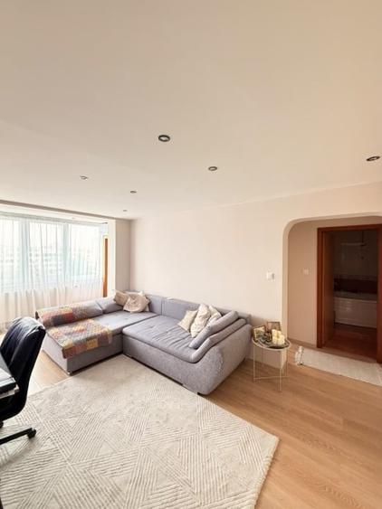 Apartament cu 2 camere decomandat, mobilat în Ultracentral