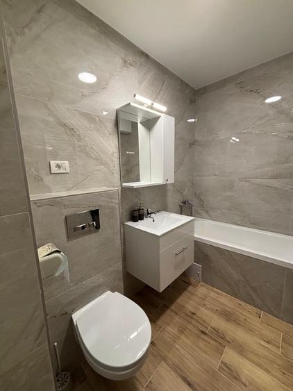 Apartament cu 2 camere semidecomandat în Berceni