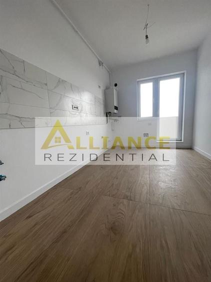 Apartament cu 2 camere decomandat în Est