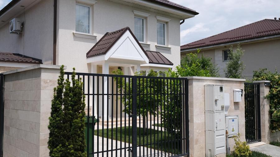 Casă individuală cu 3 camere cu Garaj în Corbeanca