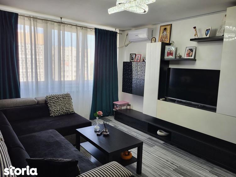 Apartament cu 2 camere în Apărătorii Patriei