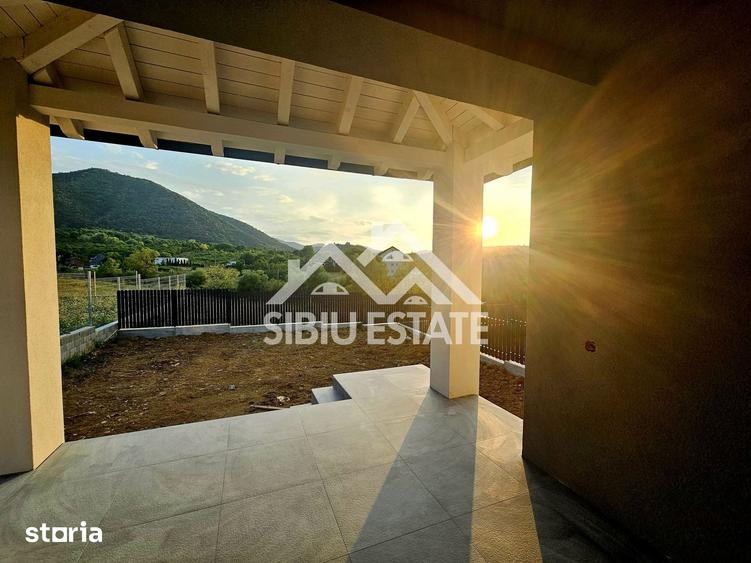 Casă cu 5 camere cu Teren 360 Mp în Central