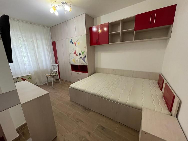 Garsonieră decomandată în Rahova