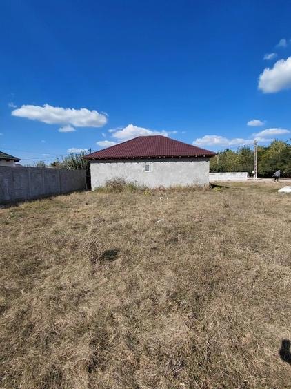 Casă individuală cu 5 camere cu Teren 680 Mp în Cobadin