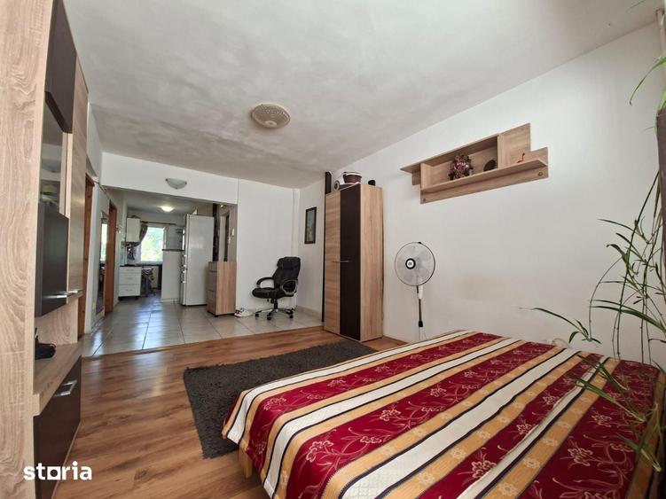Apartament 3 camere, 72 mp, FARA RISC, etaj 3/4, Podu Ros - Palas - 2