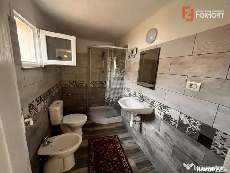 Casă cu 3 camere cu Teren 1438 Mp în Central