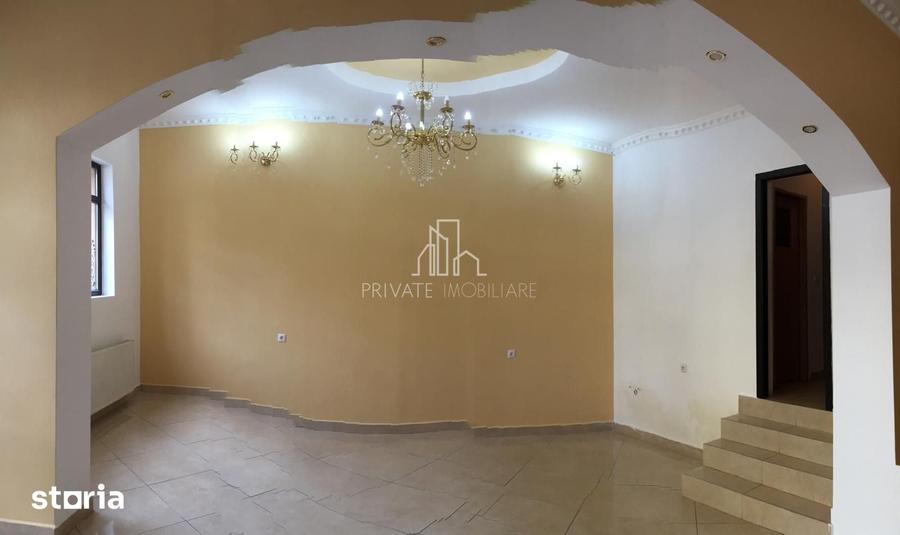 Spațiu comercial, de 60 mp, în Central
