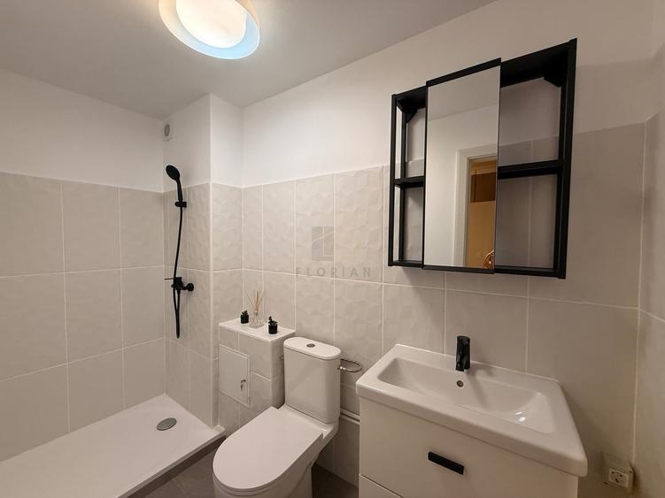 Garsonieră decomandată în Complex Studențesc