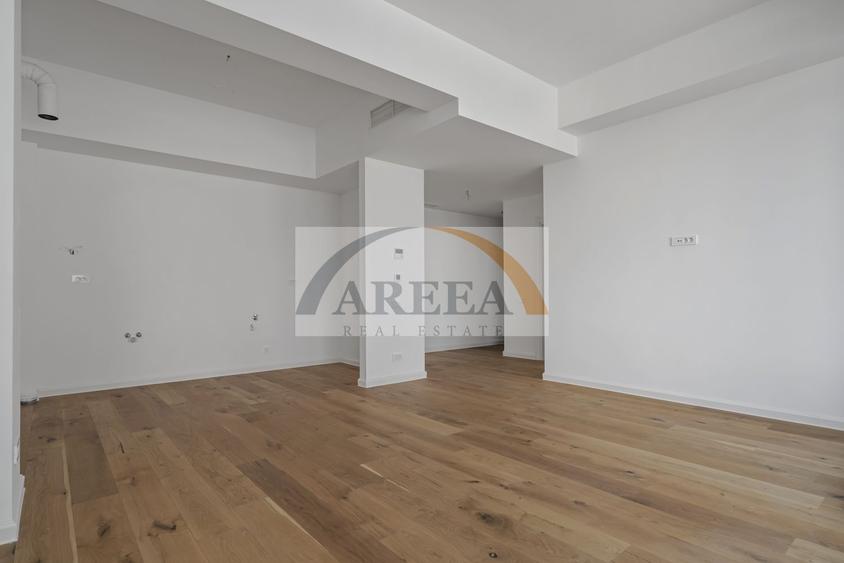 Apartament cu 3 camere decomandat în Aviației