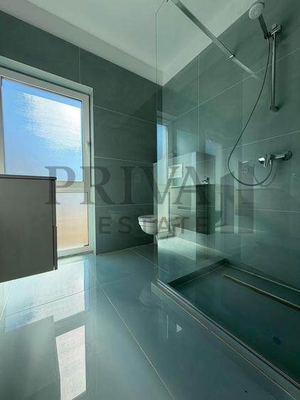 Duplex cu 4 camere cu Canalizare în Giarmata