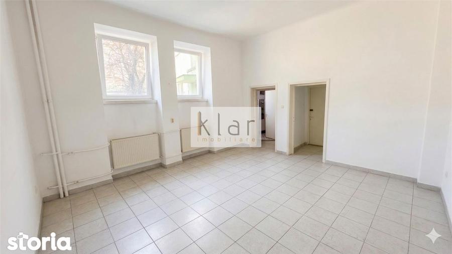 Spațiu comercial, de 35 mp, în Gruia