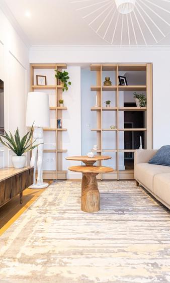 Apartament cu 3 camere decomandat în Băneasa