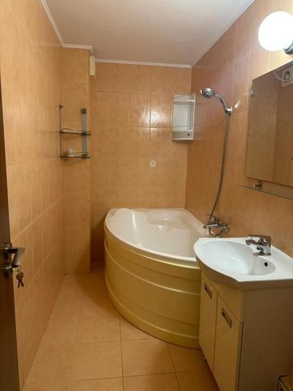 Apartament cu 2 camere decomandat, mobilat în Vitan
