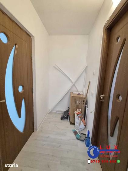 Apartament cu 2 camere semidecomandat în Babadag