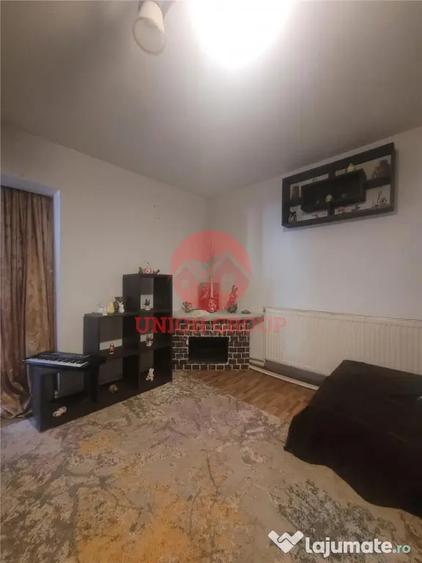 Casă cu 4 camere cu Teren 600 Mp în Lazu
