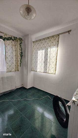 Casă cu 3 camere cu Teren 497 Mp în Central