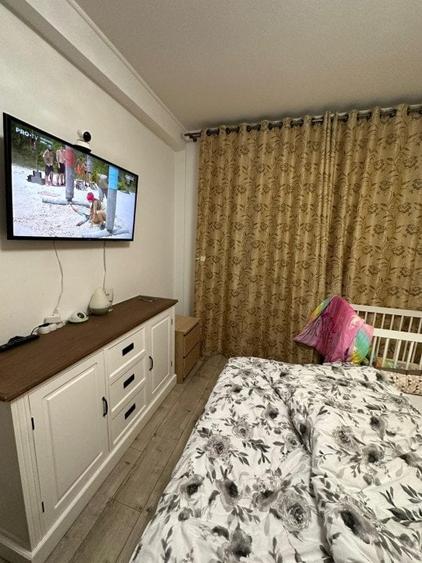 Casă individuală cu 5 camere cu Teren 2300 Mp în Mărișel