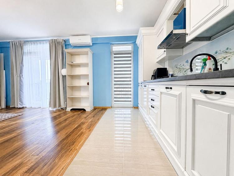 Apartament cu 3 camere decomandat în Aradului