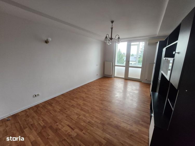 Apartament cu 3 camere decomandat în Nazărioaia