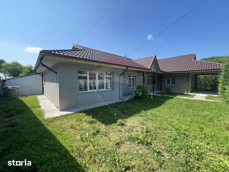 Casă cu 3 camere cu Teren 900 Mp în Mera
