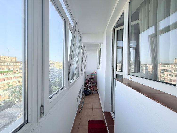 Apartament cu 3 camere decomandat, mobilat în Drumul Taberei