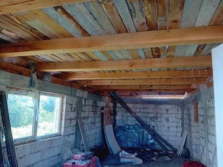 Casă cu Teren 152 Mp în Central