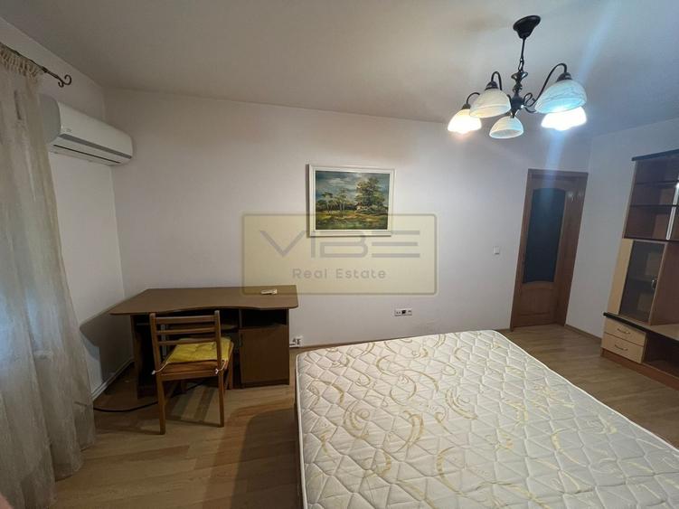 Apartament cu 3 camere decomandat, mobilat în Păcurari