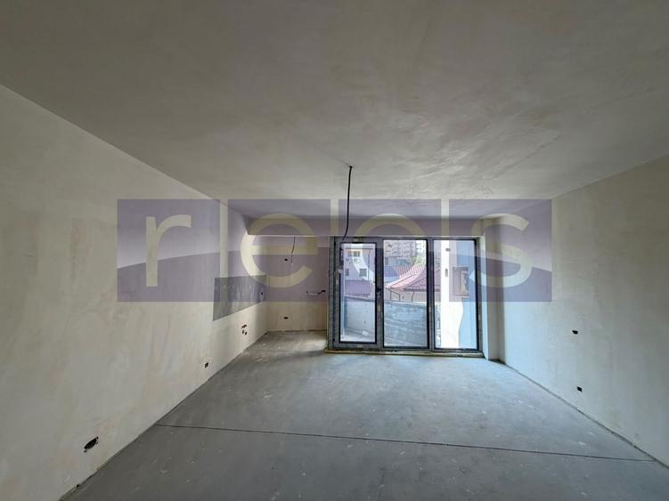 Apartament cu 3 camere în Ștefan cel Mare