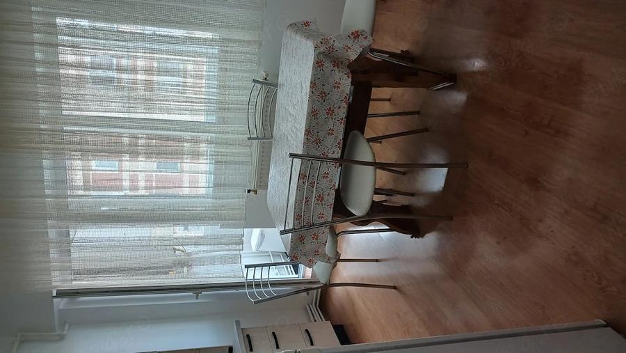 Apartament cu 2 camere decomandat în Traian