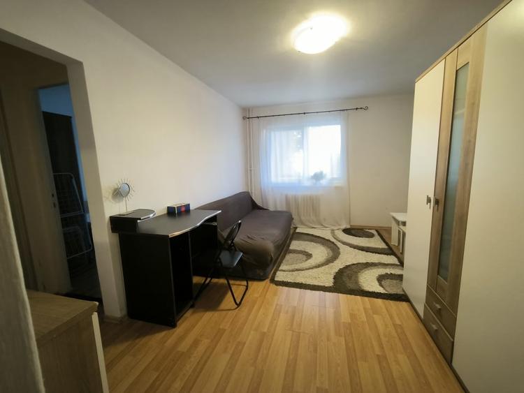 Apartament cu 2 camere semidecomandat, mobilat în Mănăștur