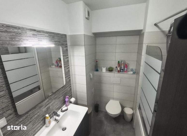 Apartament cu 3 camere în Tudor Vladimirescu