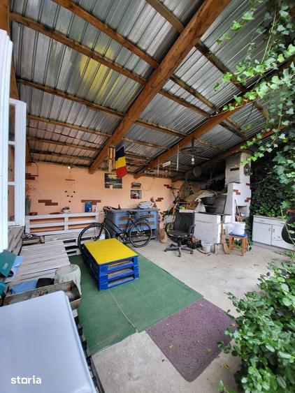 Casă cu 2 camere cu Teren 1350 Mp în Dos