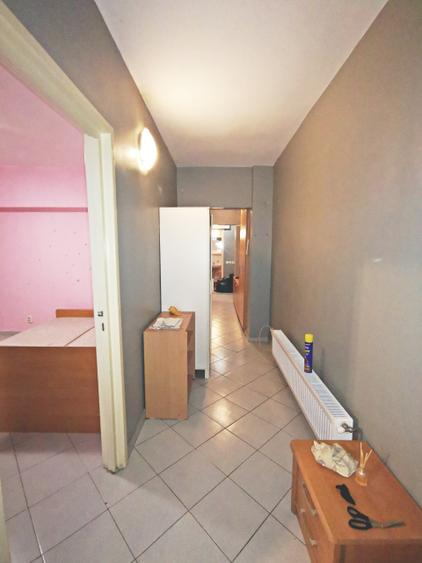 Apartament cu 3 camere în Păcii