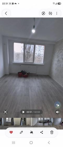 Apartament cu 3 camere semidecomandat în Brâncoveanu