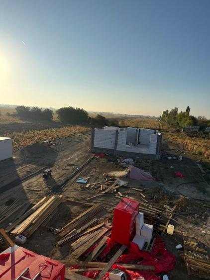 Teren Construcții intravilan de 12500 mp, în Crevedia