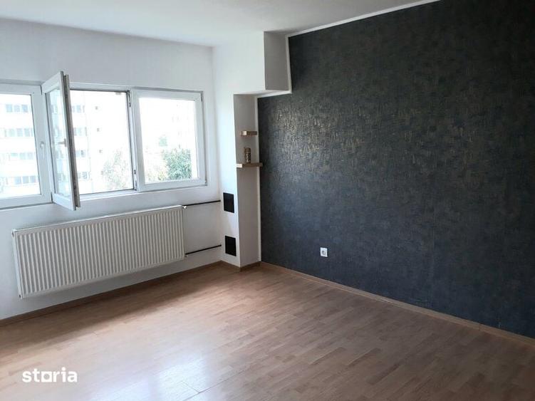 Apartament cu 2 camere semidecomandat în Fundeni