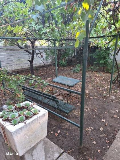 Casă cu 10 camere decomandat cu Teren 626 Mp în Central