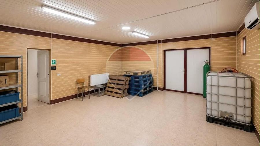 Spațiu comercial, de 200 mp, în Bolotești