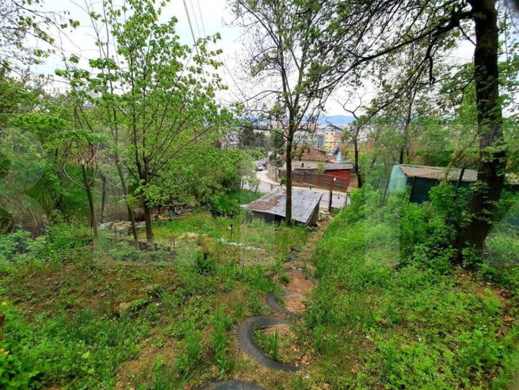 Teren de 3040 mp, în Grigorescu