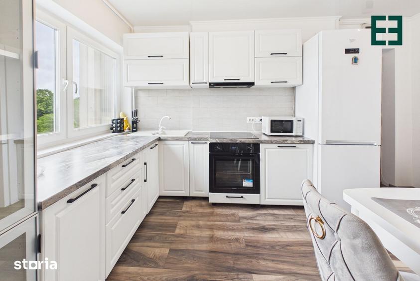 Apartament cu 2 camere semidecomandat, mobilat în Central