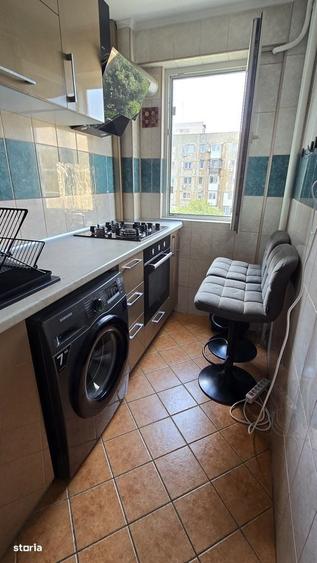 Apartament cu 2 camere decomandat în Militari