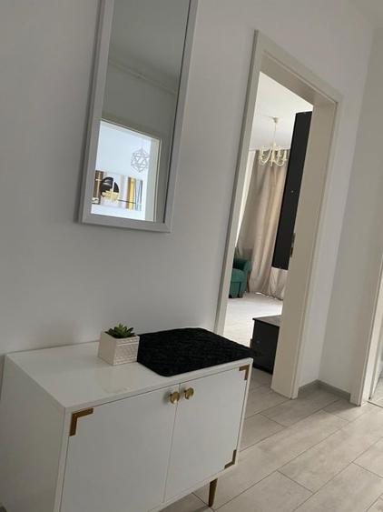 Apartament cu 2 camere decomandat, mobilat în Avantgarden