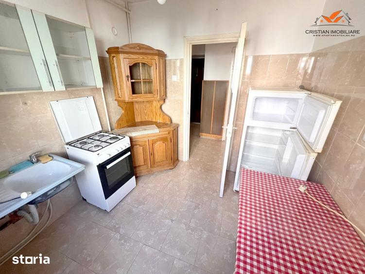 Apartament 3 camere, bloc de caramida, etajul 1, Cetate! - 4