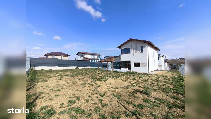 Casă cu 4 camere decomandat cu Teren 612 Mp în Apahida