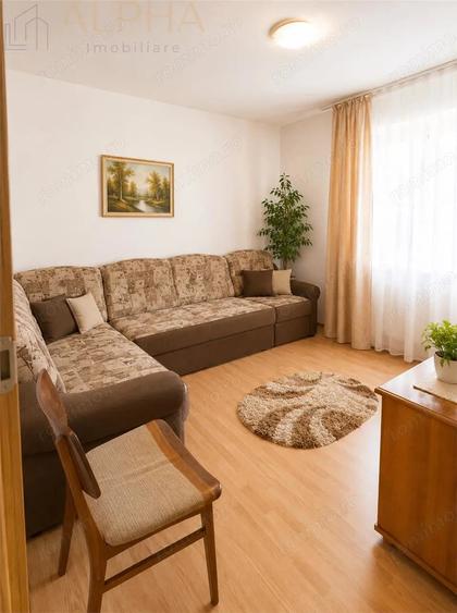 Apartament cu 3 camere în Independenței